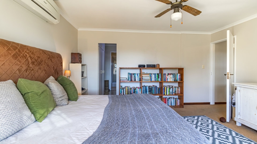 5 Bedroom Property for Sale in Miramar Eastern Cape